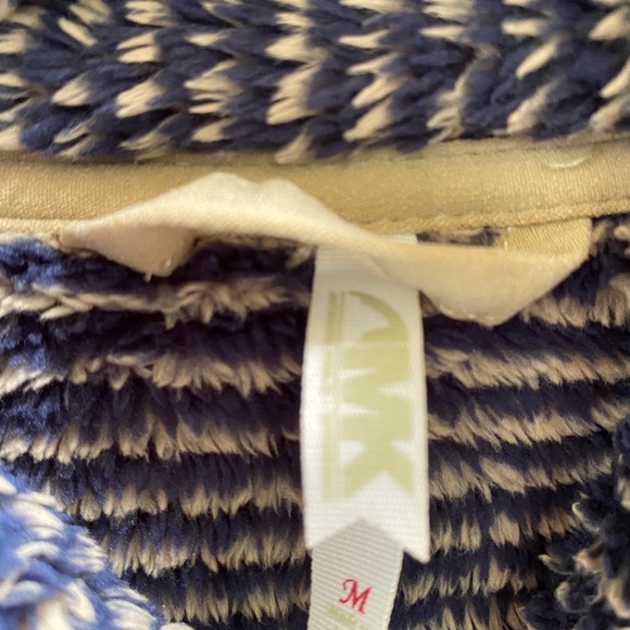 Jacket - Picture 4 of 5